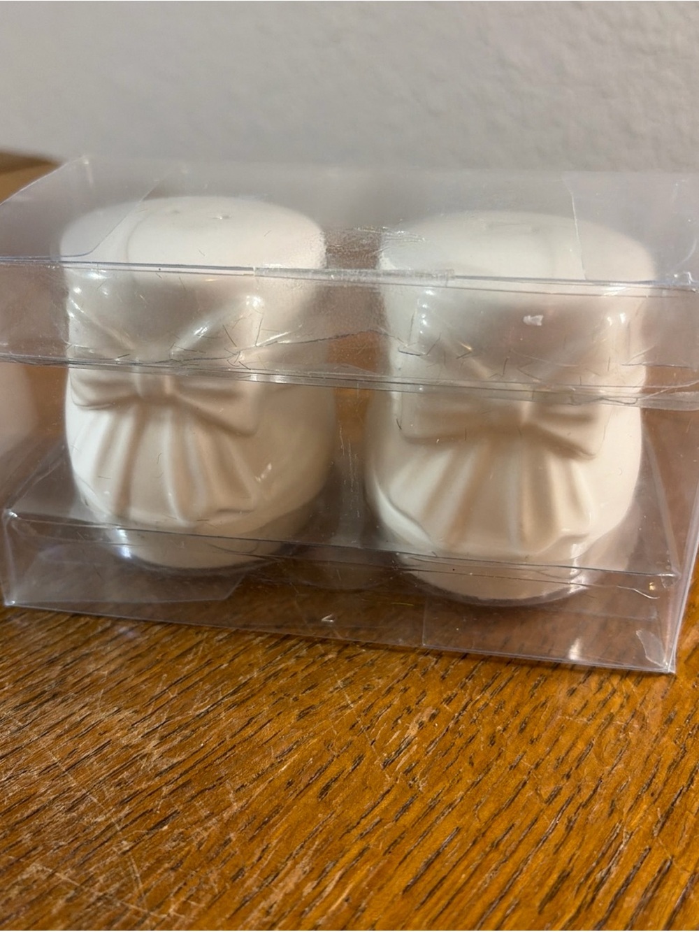 Hobby Lobby Bow Salt & Pepper Shakers